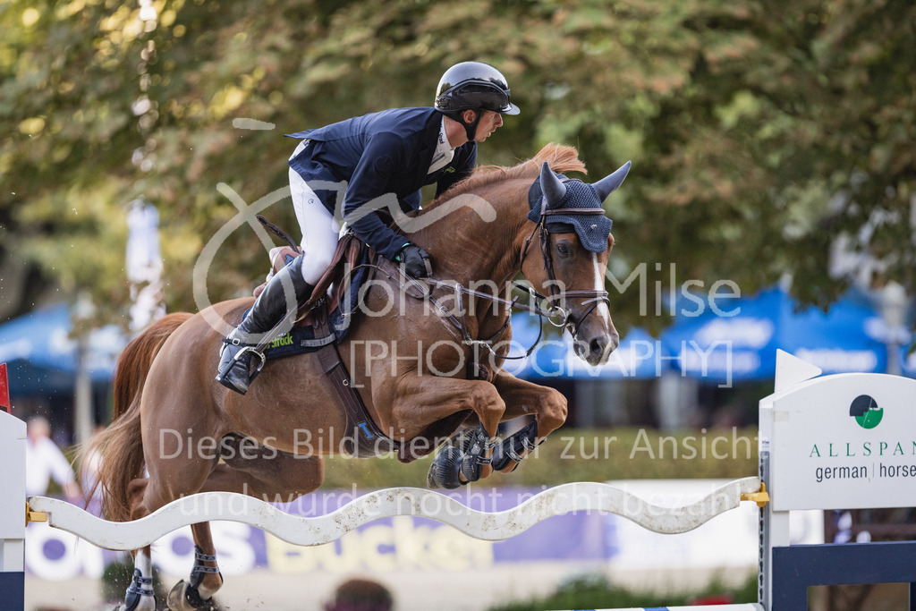 230909_OWLCh_Championat-575 | Deine schönsten Turniermomente als professionelle Fotos! Entdecke hochwertige Pferdesport-Fotografie im Online-Shop. Jetzt Fotos finden & bestellen!