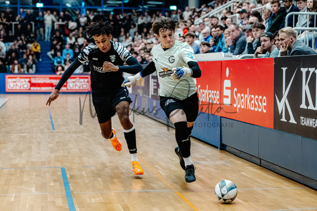 47. Stadtmeisterschaften im Hallenfußball 2025, Endrunde | Stadtmeisterschaften im Hallenfußball 2025, Endrunde, Sporthalle Berg Fidel in Münster. Foto: sportfotografie.ms | Markus Paletta - Realisiert mit Pictrs.com