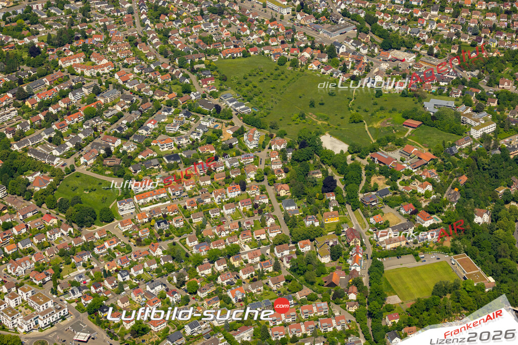 Das Luftbild zeigt Größeweg Backnang - Die Luftaufnahme wurde 2023 vom UL-Flugzeug aus erstellt ( keine Drohne ) - Hochauflösende Luftaufnahme - Für grossformatige Ausdrucke geeignet. Die Geschenkidee !Mit Lizenz und Bildrechte bestellbar
