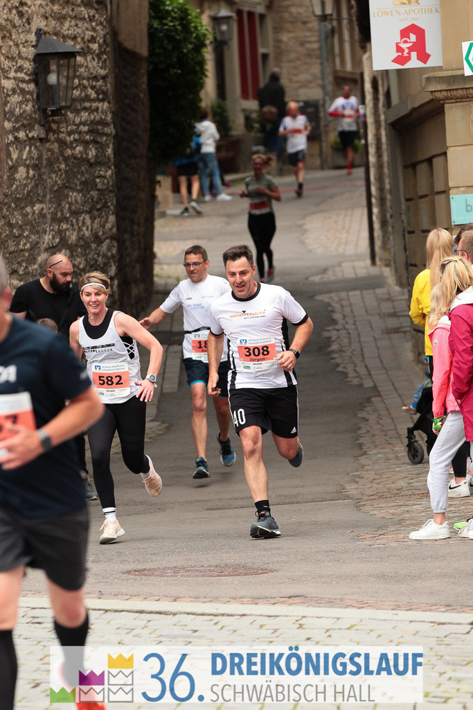 VR Bank Hauptlauf 10km | 3königslauf 2022 VR Bank Hauptlauf - Realisiert mit Pictrs.com