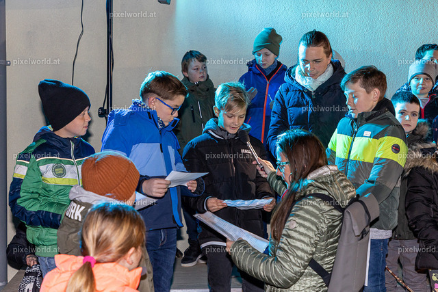 Laternenfest in St. Martin | Bildershop von pixelworld.at - Realisiert mit Pictrs.com