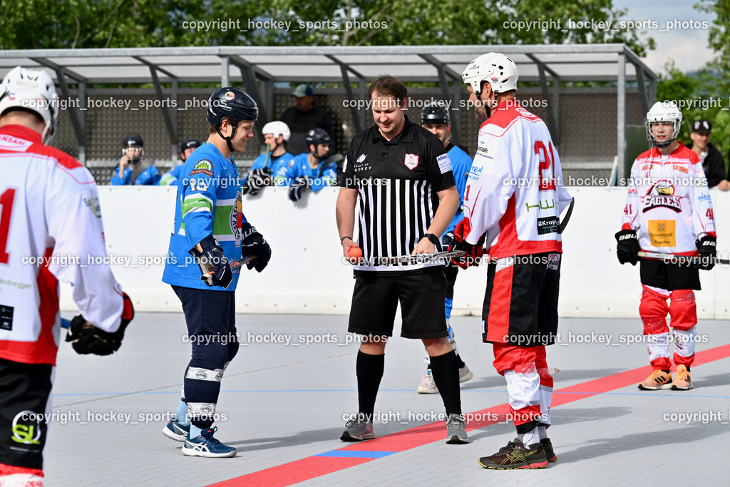 SV ASKÖ Ballhockey Villach vs. Ultras Spittal | Eicher Herbert Referee, #13 Scharf Nikolas SV ASKÖ Ballhockey, #21 Stanossek Gerald HSC Zwa, SV ASKÖ Ballhockey Villach vs. Ultras Spittal, SV ASKÖ Ballhockey Villach vs. Ultras Spittal am 10.05.2026 in Villach (Alpen Arena ), Austria, (Photo by Bernd Stefan)