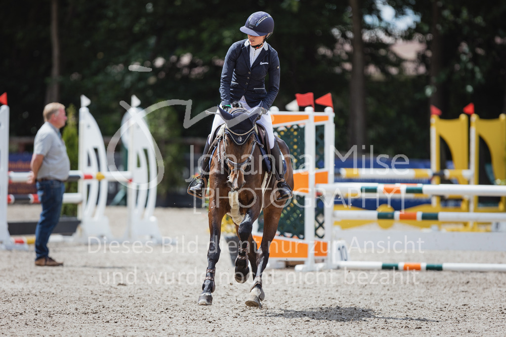 220705_Mühlen_SprPf-A3-389 | Late Entry Mühlen
05.07.2022
03 Springpferde-A**, 4-6jährige Pferde