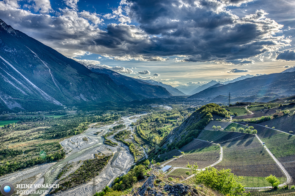 Landschaften_0012 | Alle Bilder von Heinz Vonäsch Fotografie können alle zu günstigen Preisen gekauft werden! Download der Bilder, Ausdrucke, Postkarten, Tassen T-Shirts, Kalender, Alu- Dibond usw. - Realisiert mit Pictrs.com