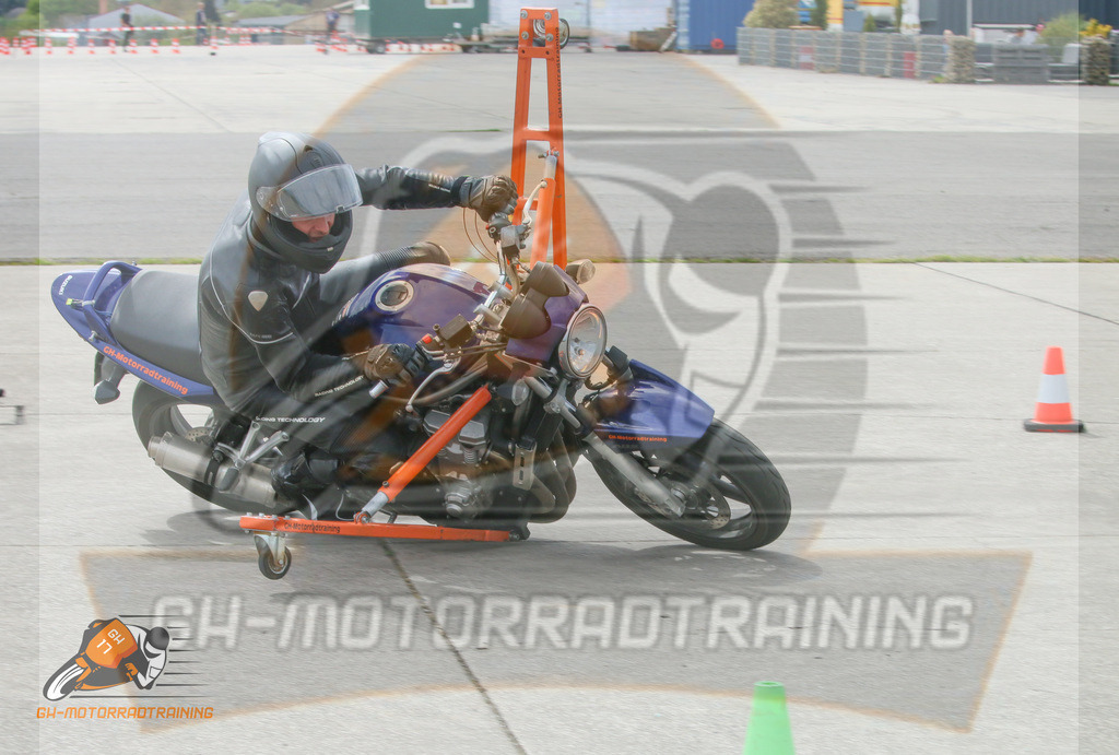 IMG_2072 | gh-motorradtraining-foto.de - Realisiert mit Pictrs.com