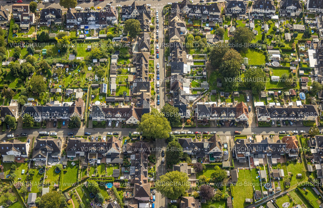 Dortmund231000606 | Luftbild, Werkssiedlung Oberdorstfeld, Fritz-Funke-Straße mit Baum auf Kreuzung Karlsglückstraße, Dorstfeld, Dortmund, Ruhrgebiet, Nordrhein-Westfalen, Deutschland