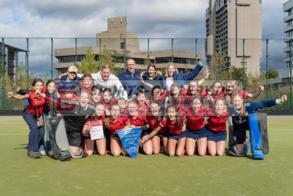 HK_20231022_106252 | Finale Deutsche Meisterschaft Feld WU16 Uhlenhorst Mülheim - Düsseldorfer HC am 22.10.2023 DHC, Düsseldorf ,