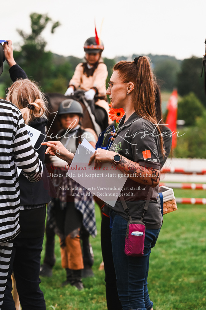 DSC_7643 | Pferde- und Turnierfotografie in Westsachsen. Pferdeportraits, Auftragszeichnungen und intuitive Kunst.