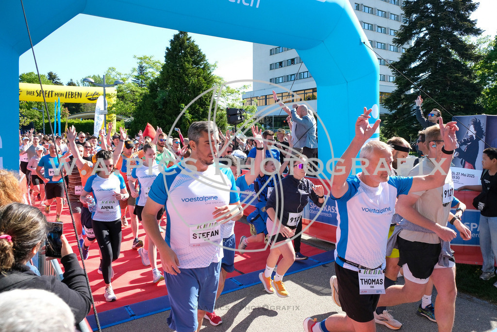 ..... | LINZ,AUSTRIA,27.April 24, Int. 3 Brückenlauf Linz  , Image shows: Photo: WAPICS / Michael ring