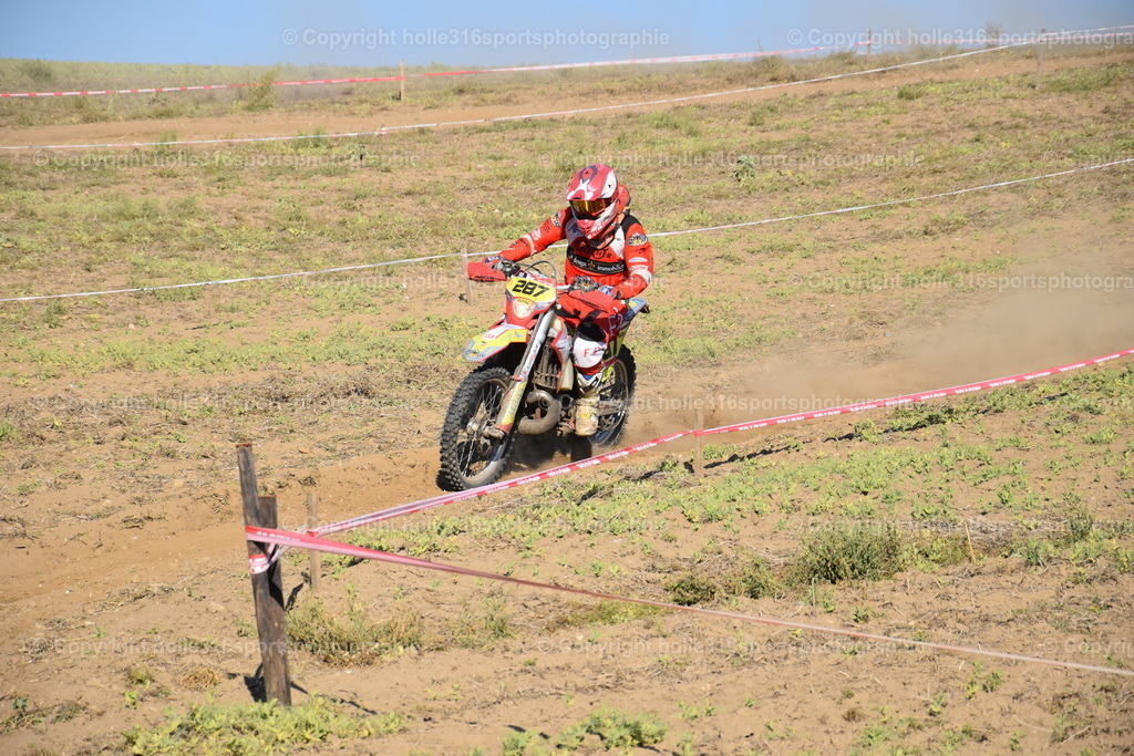 DSC_0541 | Sportfotografie , Motorsport, Motoross, Reitsport, Mointainbike, Enduro,
Landschaft , Outdoor, Eventfotografie, Landschaft, Bilder online bestellen - Realisiert mit Pictrs.com