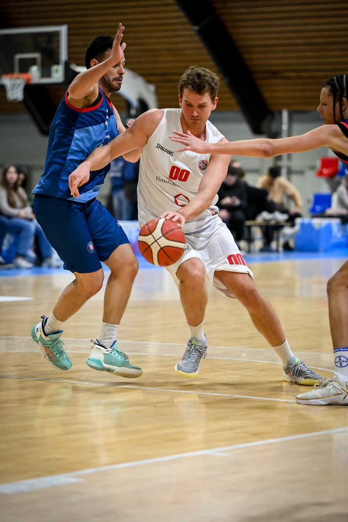 gml_132 | Fotos von Basketballspielen aus dem Raum NRW fotografiert von Gero Mueller-Laschet und Daniel Schaefer - Realisiert mit Pictrs.com