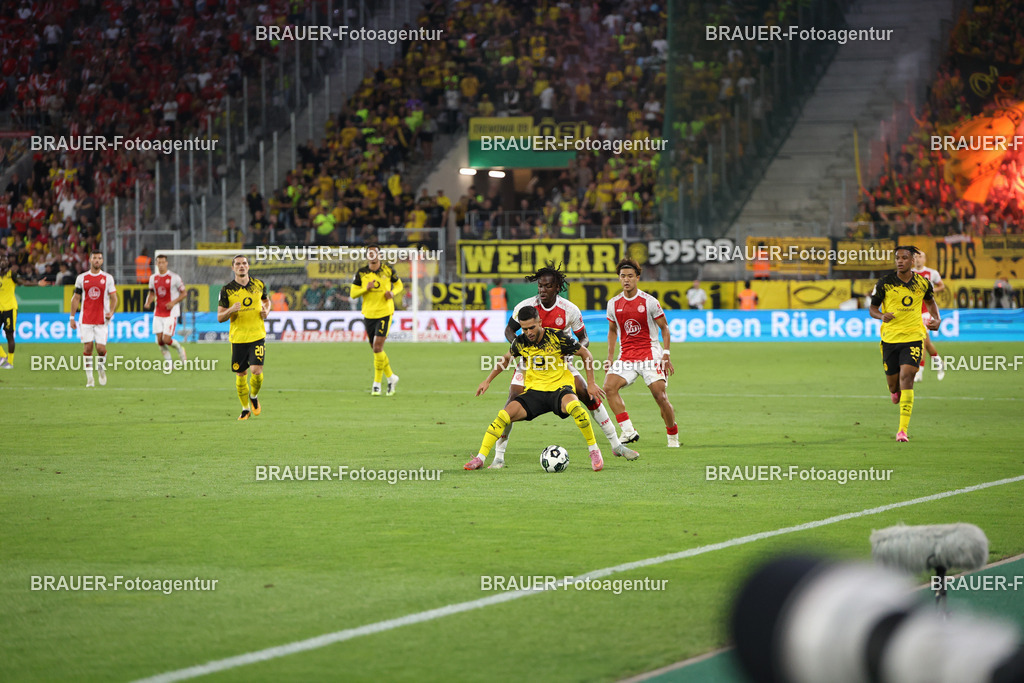 00003844 | BRAUER-Fotoagentur