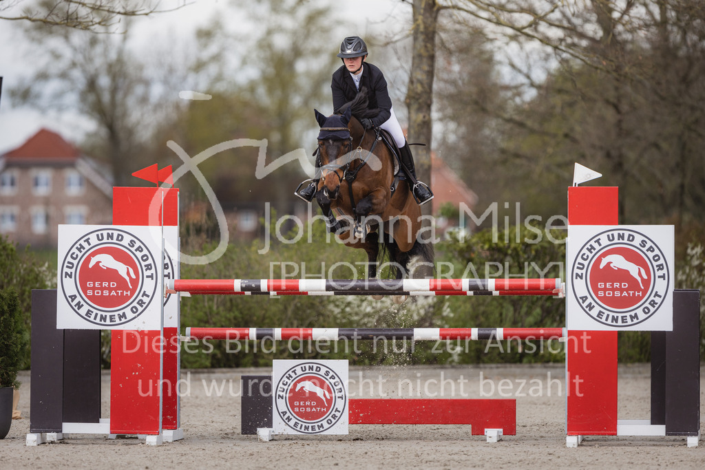 230427_HofSosath_2Ph-M2St-133 | Deine schönsten Turniermomente als professionelle Fotos! Entdecke hochwertige Pferdesport-Fotografie im Online-Shop. Jetzt Fotos finden & bestellen!