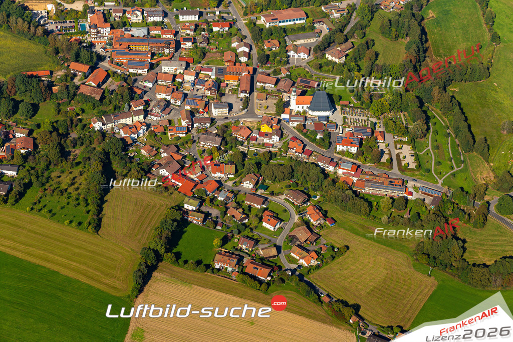 Das Luftbild der Stadt Rimbach wurde 2021 vom Flugzeug heraus erstellt (keine Drohne) Aufnahmehöhe ca.450 Meter- hohe Bildauflösung und Druck-Qualität garantiert!