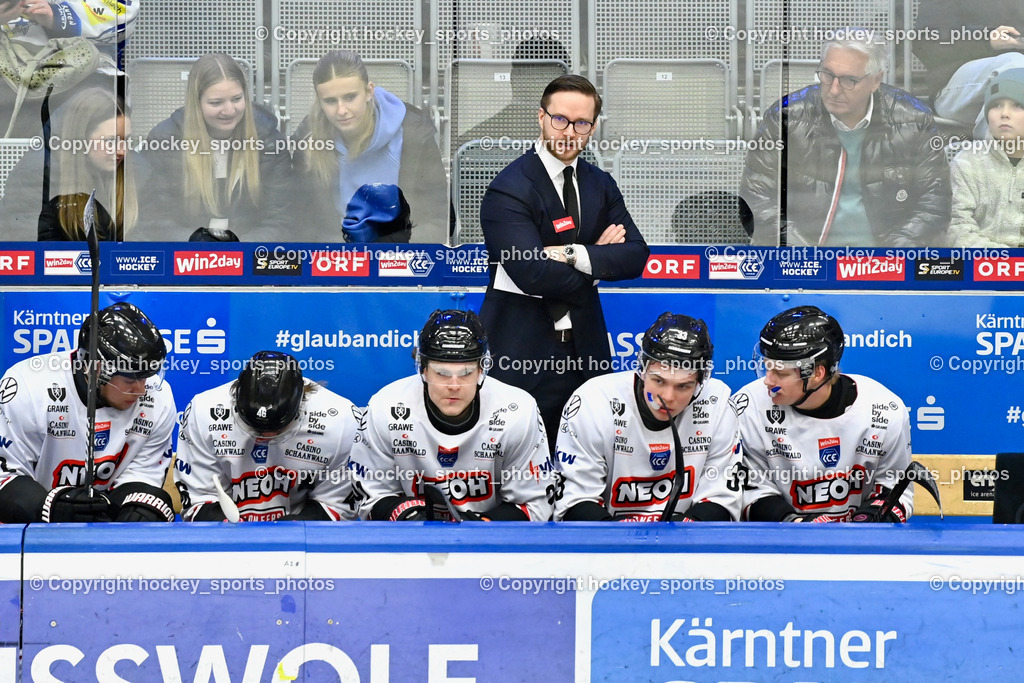 EC IDM Wärmepumpen VSV vs. Pioneers Vorarlberg | Spielerbank Pioneers Vorarlberg, Headcoach Pioneers Vorarlberg JOHANNES NYGARD, EC IDM Wärmepumpen VSV vs. Pioneers Vorarlberg, EC IDM Wärmepumpen VSV vs. Pioneers Vorarlberg am 22.02.2026 in Villach (Stadthalle Villach), Austria, (Photo by Bernd Stefan)