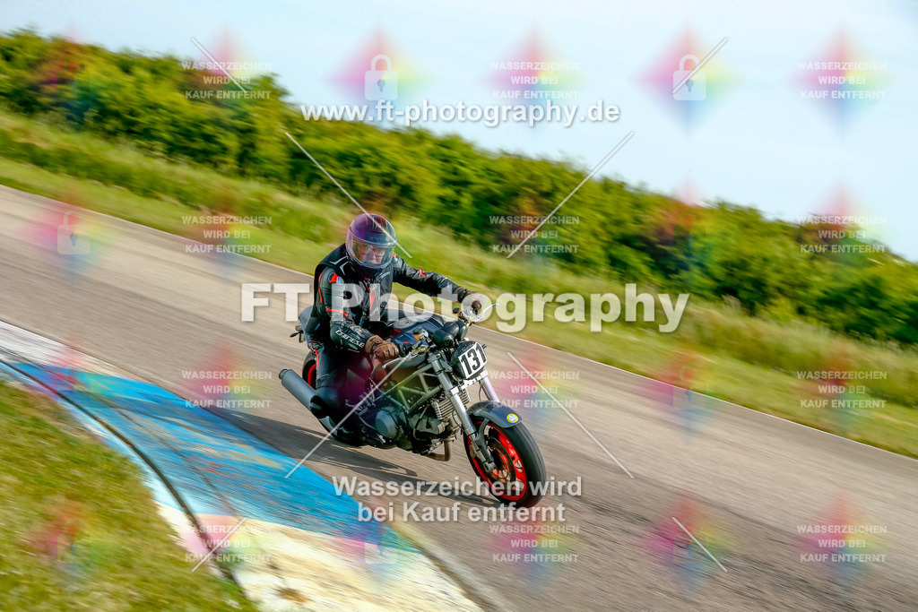 _MOT0749 | Hier findet Ihr Bilder von Touristenfahrten auf der Nürburgring Nordschleife oder von anderen Veranstaltungen die ich besucht habe. Viel Spass beim Durch Schauen 