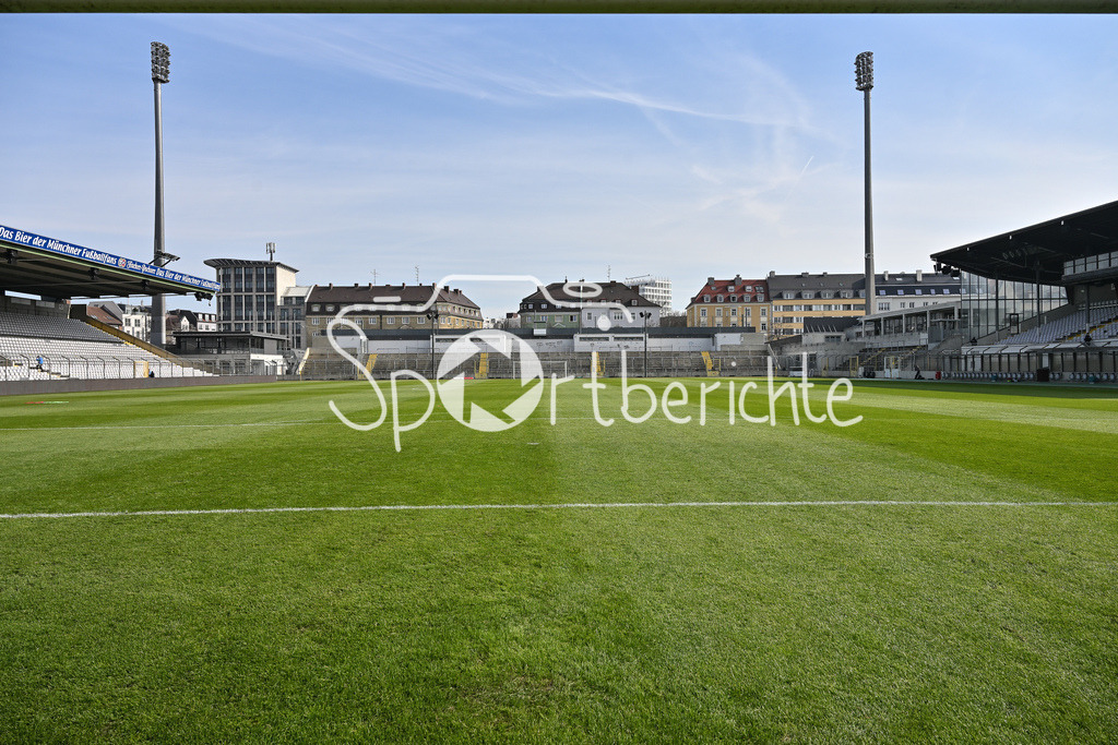 FC Bayern Amateure - 1. FC Schweinfurt 05 | Ein Blick ins Stadion an der Gruenwalder Strasse in Muenchen / Gruenwalder Stadion / Innen / Symbolbild / TSV 1860 Muenchen / Muenchner Loewen / Giesing / Symbolbild / 3. Liga / Regionalliga Bayern / Regionalliga Bayern: FC Bayern Muenchen II - 1. FC Schweinfurt 1905, Gruenwalder Stadion am 22.02.2025