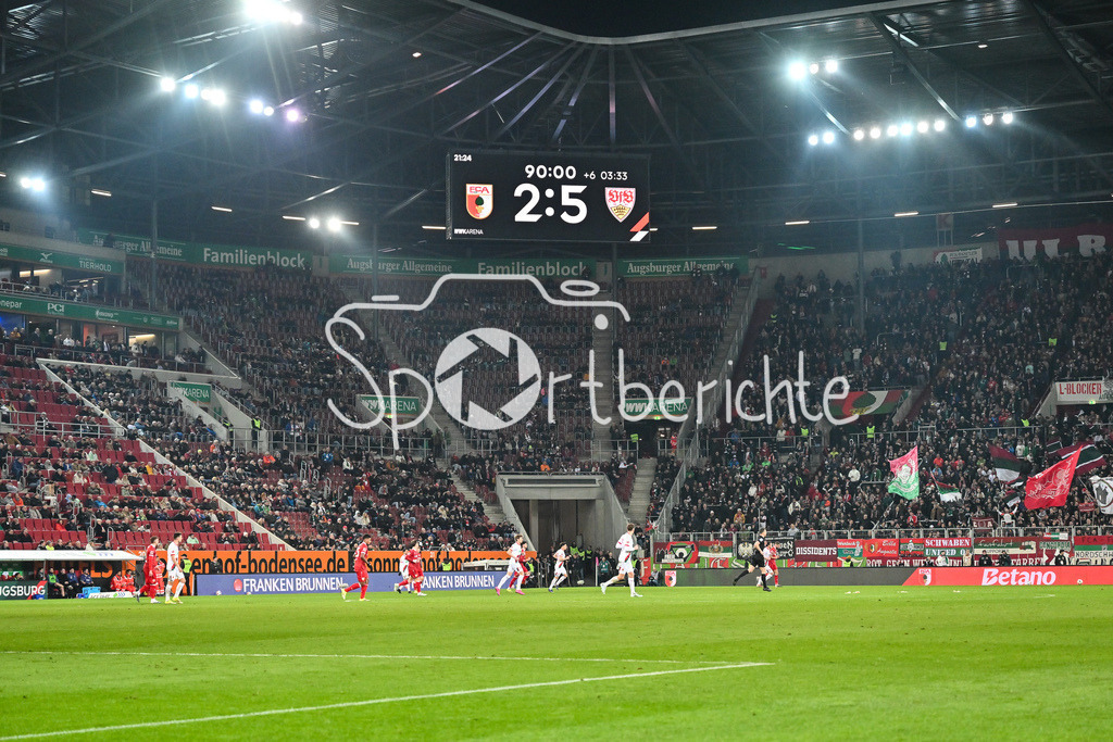 FC Augsburg - VfB Stuttgart | AUGSBURG, GERMANY - 22. MAERZ: im Bild die Anzeigetafel bei Spielende / Endstand / während dem Bundesligamatch zwischen dem FC Augsburg und dem VfB Stuttgart am 27. Spieltag in der WWK Arena / DFL REGULATIONS PROHIBIT ANY USE OF PHOTOGRAPHS AS IMAGE SEQUENCES AND/OR QUASI-VIDEO
