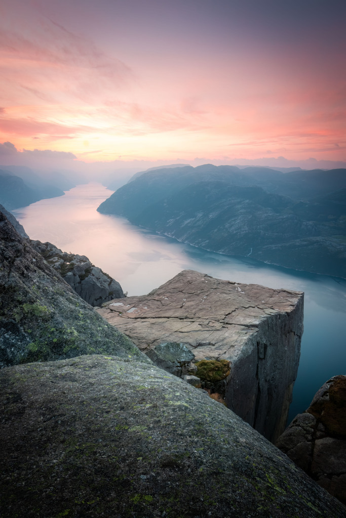 Norwegen Preikestolen 02 | christophschaarschmidt - Realisiert mit Pictrs.com