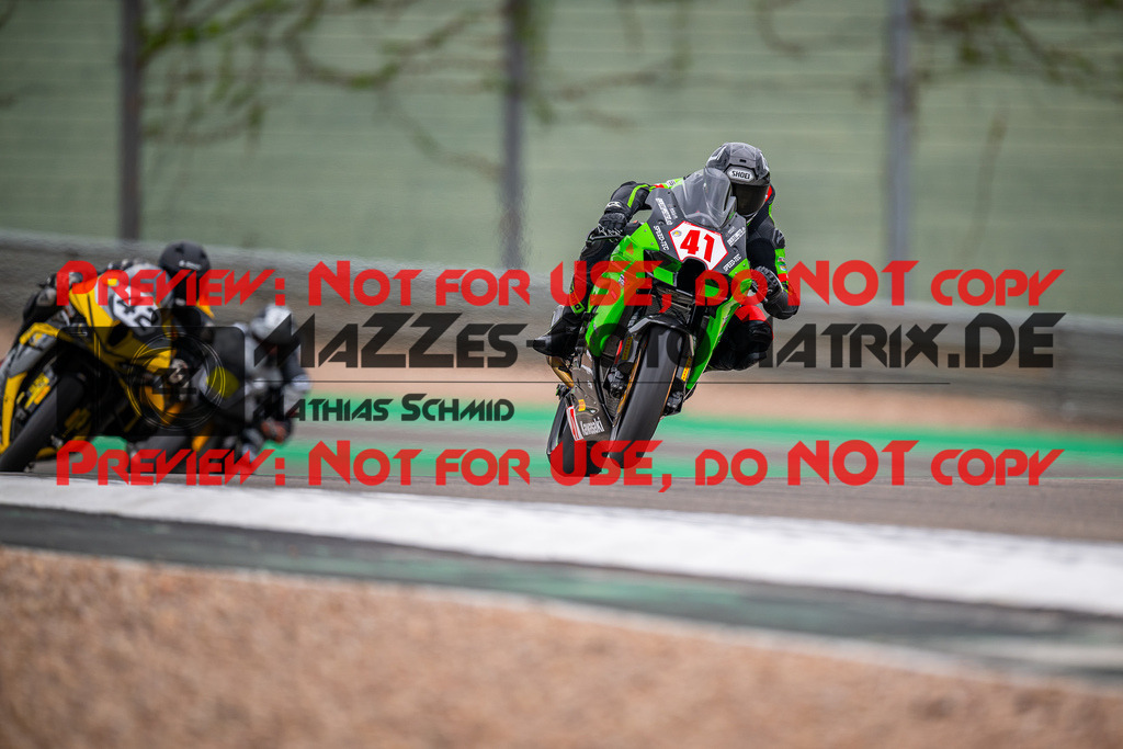 MaZZes_FotoMatrix_240503_6007705_4426 | STK1000