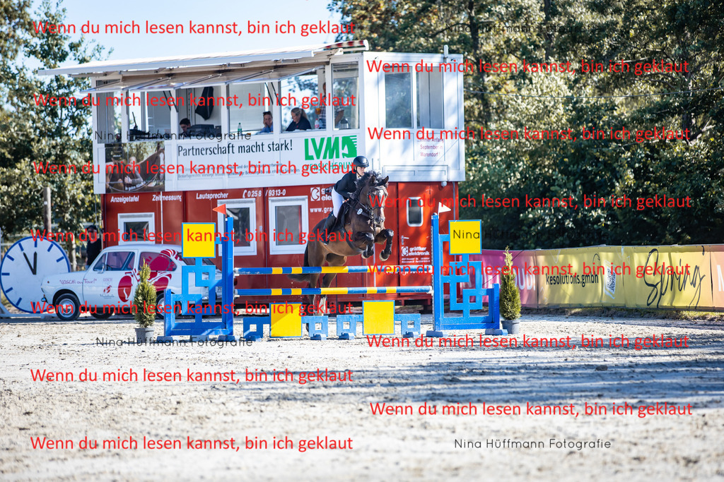 BK1A5784 | Turnierbilder Turnierfotos Nina Hüffmann Turnierfotografie Pferdefotografie Tierzeichnung Haustierzeichnung Pferdezeichnung Hundezeichnung Videograf  - Realisiert mit Pictrs.com