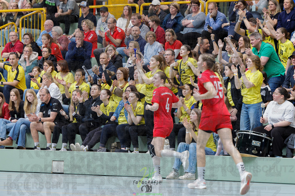 Hessenmeisterschaft wJC - Finale; HSG Kleenheim - HSG Weiterstadt/ Braunsh.Worf. | Hessenmeisterschaft wJC - Finale; HSG Kleenheim - HSG Weiterstadt/ Braunsh.Worf. am 22.03.2025 in Biedenkopf (Sporthalle Lahntalschule)Photo © 2025 - Jörg Heinrich - Realisiert mit Pictrs.com