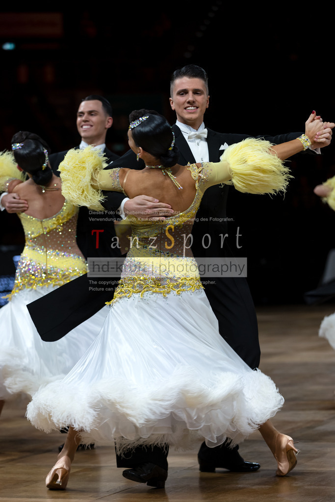 20241109_DM-Formationen_Vorrunde_3021 | Tanzsportbilder, Standardtanz, Lateintanz, WDSF, DTV, LTVB, dancecomp, goc, hessen tanzt, blaues band der spree, walzer, tango, wiener walzer, slowfox, quickstepp, samba, rumba, cha-cha-cha, paso doble. jive, hd-kroft photography, turniertanzsport