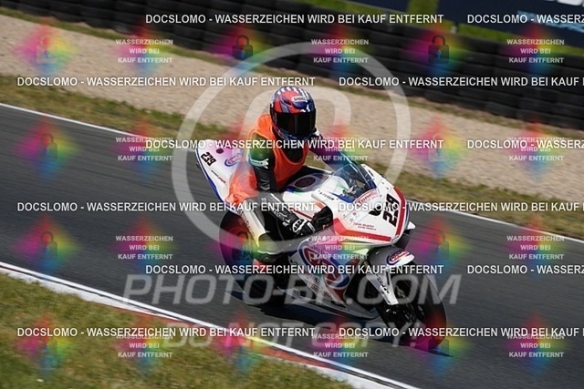 2025_05_12_PBK_17326 | Sportfotografie; SlowMotion; Video; Rennstrecke; Hafeneger; RSE; Speer; Trackday; Motorsportarena; Hockenheimring; Brno; Most; Barcelona; Valencia, Benny; Kaetzmer;