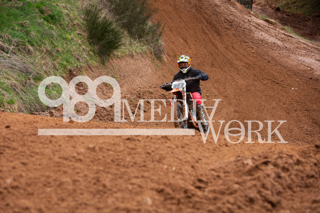 5E6A8506 | 989 MEDIAWORK