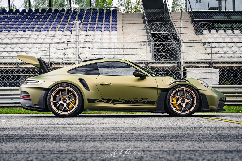 Red Bull Ring 2025 | Entdecken Sie die faszinierende Welt von Alexander Tschuncky Arts: Kreative Fotografie, atemberaubende Automobilkunst und hochwertiger Bilderdruck. Lassen Sie sich inspirieren! - Realisiert mit Pictrs.com