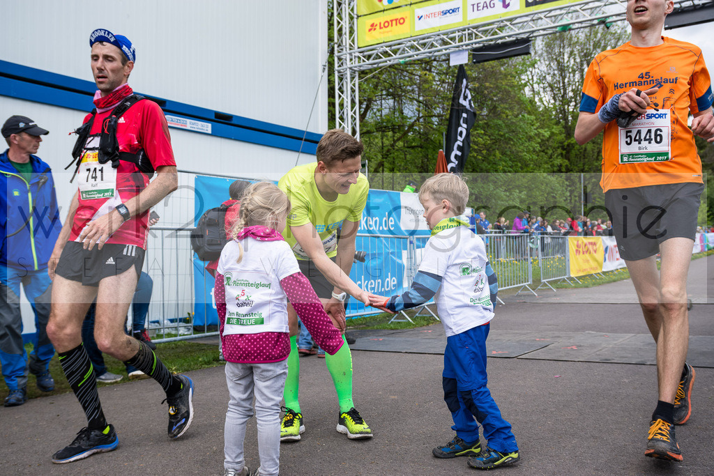 Rennsteiglauf 2017 | Neuhaus/Rwg. - Schmiedefeld am 19. Mai 2017