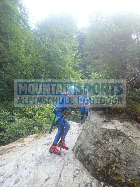 P1010198 | Bestelle die Bilder deines Berg- oder Wasser-Abenteuers mit Mountain Sports bequem von zu Hause aus direkt über unseren Online Fotoshop von pictrs.com. - Realisiert mit Pictrs.com