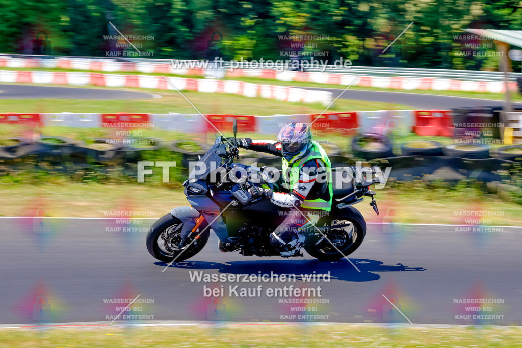 _MOT9393 | Hier findet Ihr Bilder von Touristenfahrten auf der Nürburgring Nordschleife oder von anderen Veranstaltungen die ich besucht habe. Viel Spass beim Durch Schauen 