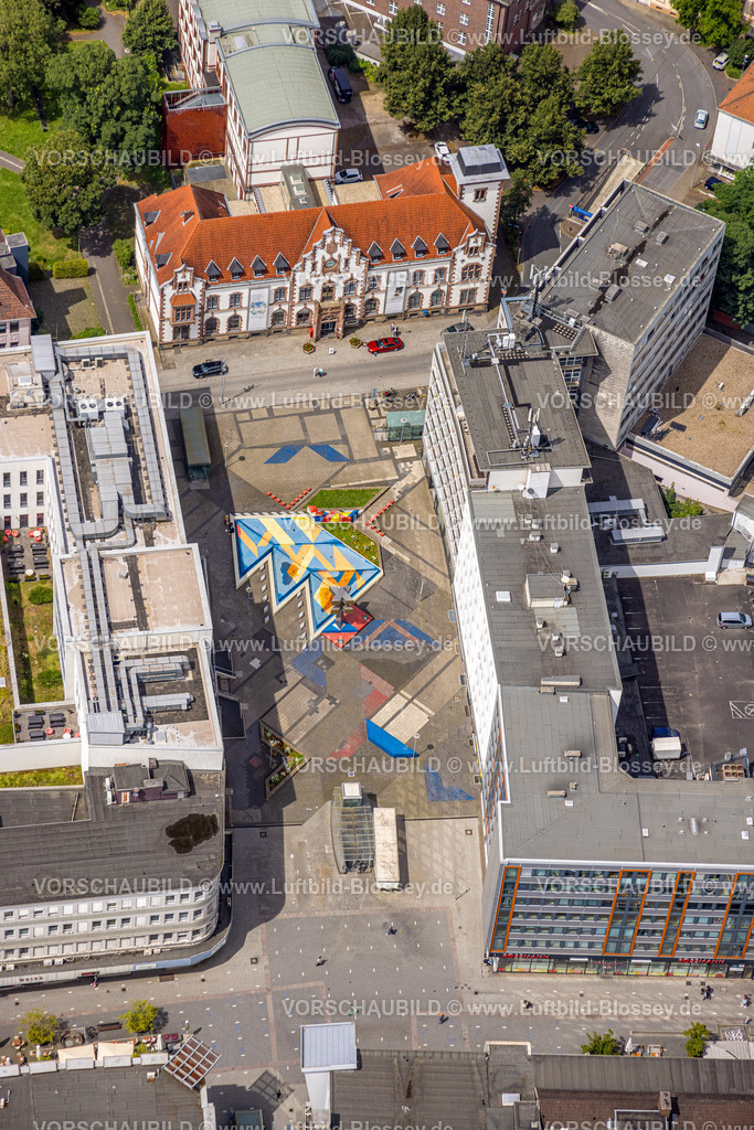 Muelheim240703163 | Luftbild, Kunstmuseum und Graffiti Bemalung auf dem Synagogenplatz, Altstadt I, Mülheim an der Ruhr, Ruhrgebiet, Nordrhein-Westfalen, Deutschland