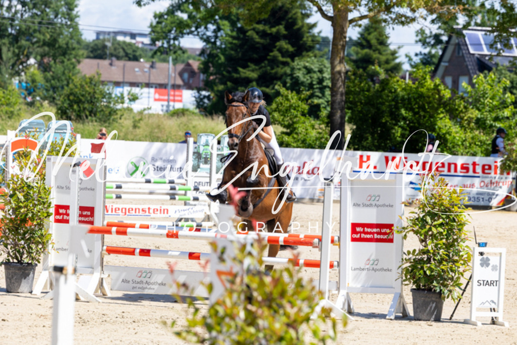 7I8A2157 | melanie-engelhardt-photography - Realisiert mit Pictrs.com