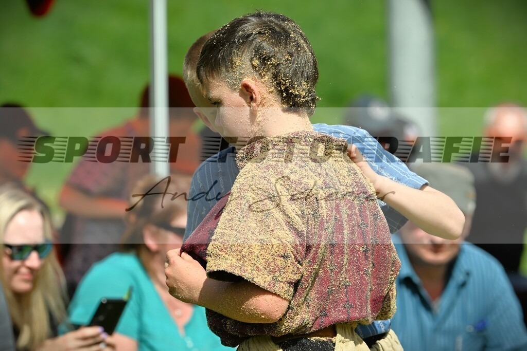 DSC_4495aaaa | Kaufen Sie Sportbilder im Onlineshop von Andy Scherrer Sportfotografie. Faszinierende Bilder von Sportevents aus der ganzen Schweiz. Fussball, Frauenfussball, Unihockey, Handball, Schwingen und weiteren Sportarten. - Realisiert mit Pictrs.com
