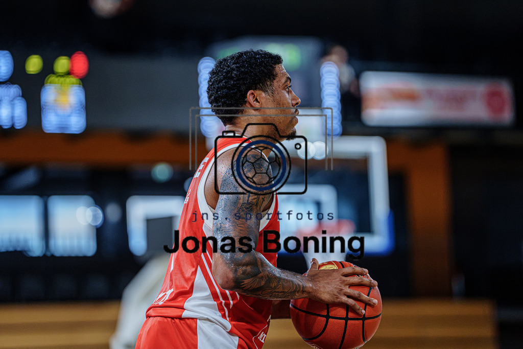 Basketball I Herren I Saison 2026-2027 I Testspiel I RASTA Vechta - EWE Baskets Oldenburg I 48430 | jns.sportfotos - Realisiert mit Pictrs.com