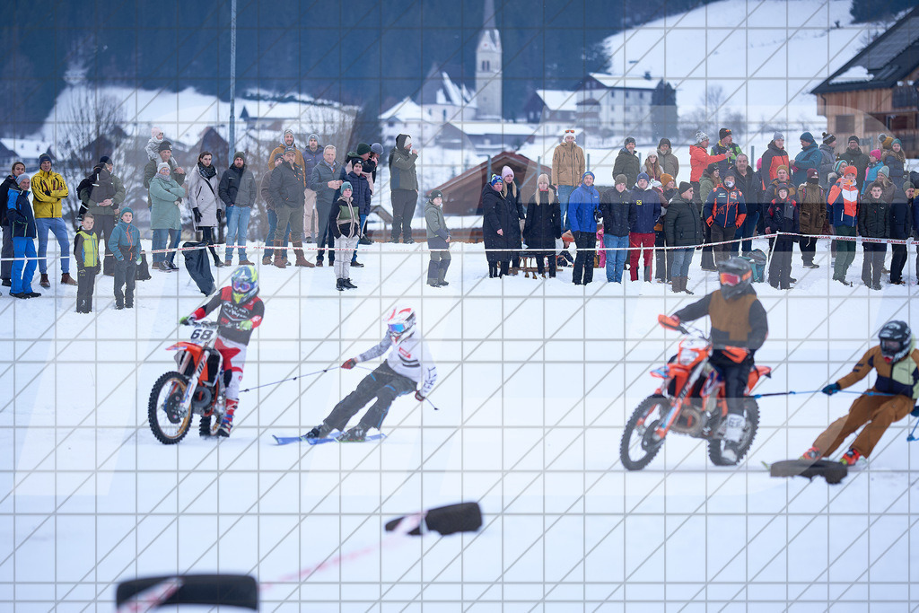 11. Holzknecht Skijöring | Skijöring am 24.01.2026: 11. Holzknecht Skijöring in Gosau am Dachstein, Oberösterreich, ÖsterreichFoto: © 2026 Martin Bihounek | mb-creative.eu