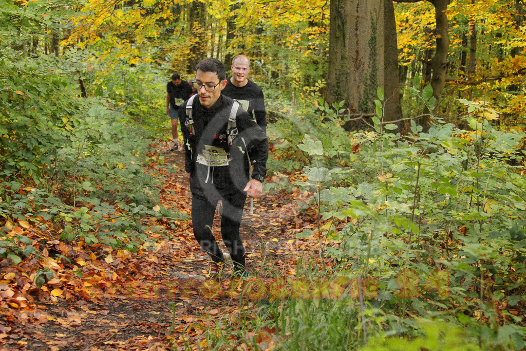 251026_1246_EV4_5794 | Sportfotografie im Rhein-Sieg Kreis, Köln, Bonn, NRW, Rheinland Pfalz, Hessen, etc. Unser Tätigkeitsfeld umfasst den Laufsport vom Volkslauf über den Marathon, Duathlon, Triathon bis zum Ultralauf wie Kölnpfad Ultra oder Schindertrail.
