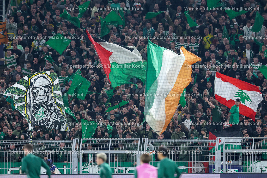 BVB01102401098 | 01.10.2024, Fußball, UEFA Champions League, Borussia Dortmund - Celtic Glasgow, 2. Spieltag, Signal Iduna Park, Saison 2024 2025: Flaggen Pro-Palästina Proteste im Gästeblock Flagge Fahne