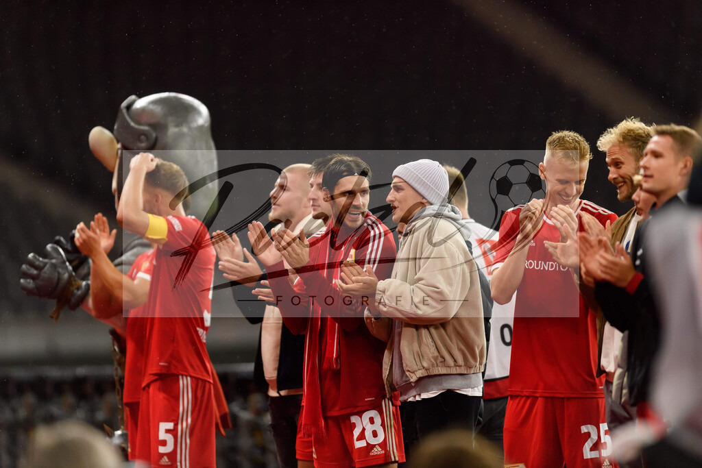 FCUKUO20210826_057 | Fussball, Herren: . Spieler vom 1. FC Union Berlin jubeln beim Spiel der UEFA Conference League zwischen 1. FC Union Berlin und Kuopion PS im Olympiastadion am 26.08.2021 in Berlin, Deutschland. - Realisiert mit Pictrs.com