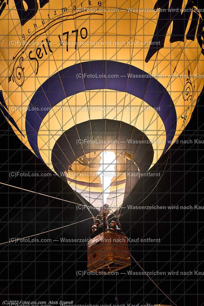 ALP0516_Nacht der Ballone_Lackenhof | (C)FotoLois.com, Alois Spandl, 'Nacht der Ballone' des Ballonclub ÖTSCHERLAND in Lackenhof/Weitental, gemeinsame Veranstaltung mit Tourismusverband ÖTSCHER, Mi 28. Dezember 2022.