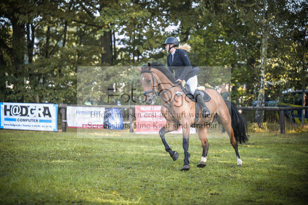 DOS_0222 | Entdecke hochwertige Reitturnierfotos von Foto Oger. Professionell, emotional und authentisch – jetzt Lieblingsmomente im Shop bestellen.Deutschlandweite Turnierfotografie. - Realisiert mit Pictrs.com