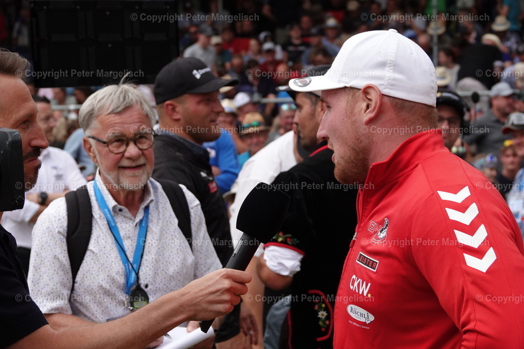 DSC01355 | Schwingen - Realized with Pictrs.com