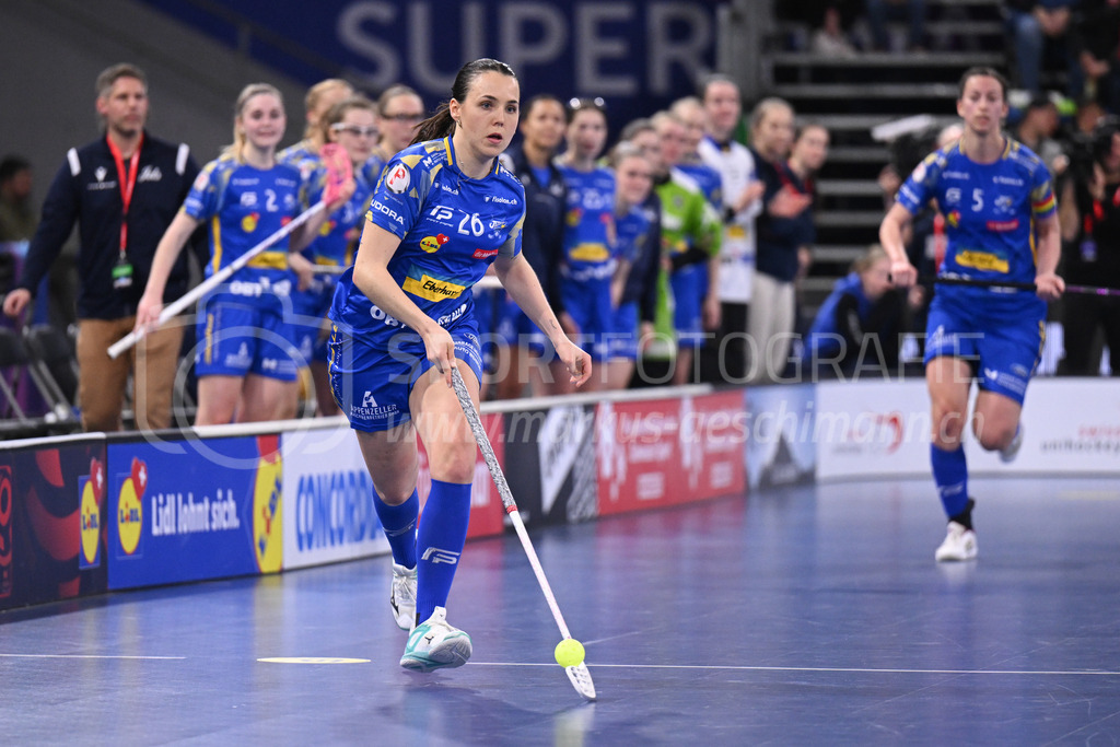 Kloten-Dietlikon Jets vs Skorpion Emmental Zollbrück - 15. April 2023 | 15.04.2023, Kloten, stimo arena, Swiss Unihockey Superfinal Frauen: Kloten-Dietlikon Jets - UHV Skorpion Emmental, Celine Stettler (#26 Kloten-Dietlikon Jets). - Realisiert mit Pictrs.com