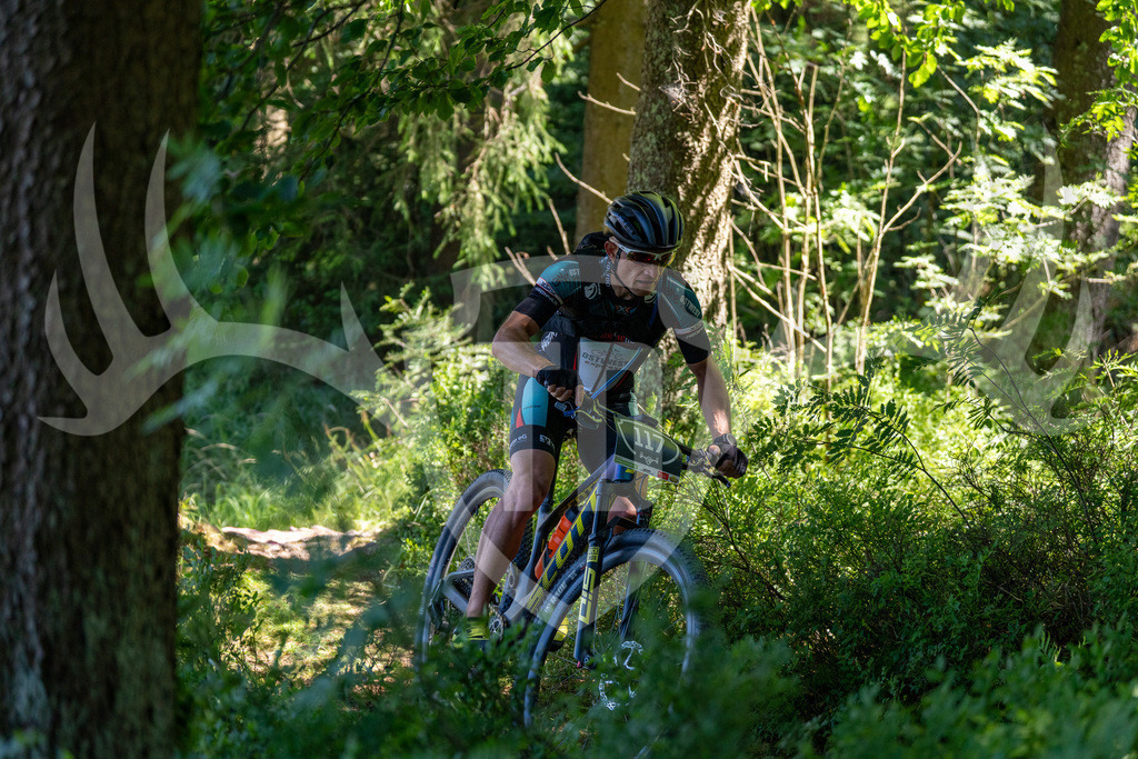 _DSC5976 | Fotogalerie der Treibjagd im Dunkelwald - Dein MTB Etappenrennen im Erzgebirge - Realisiert mit Pictrs.com
