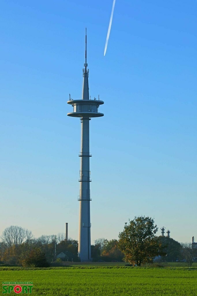 ROBE3113 | Bildergalerie von Sport-Ereignissen aber auch von weiteren spannenden Dingen - nicht nur vom Niederrhein. In Anlehnung an den bekannten Spruch von Hanns Dieter Hüsch heißt das Motto: "Niederrhein ist überall".  - Realisiert mit Pictrs.com