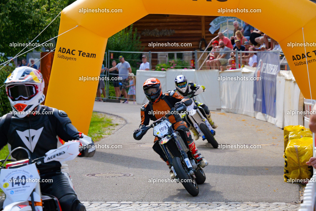 P1025626 | Erleben Sie atemberaubende, hochqualitative Fotos Ihrer Fahrt entlang der malerischen Alpenstraßen. Besuchen Sie alpineshots.com, um professionelle Aufnahmen Ihrer unvergesslichen Reise zu finden und zu kaufen - Realisiert mit Pictrs.com