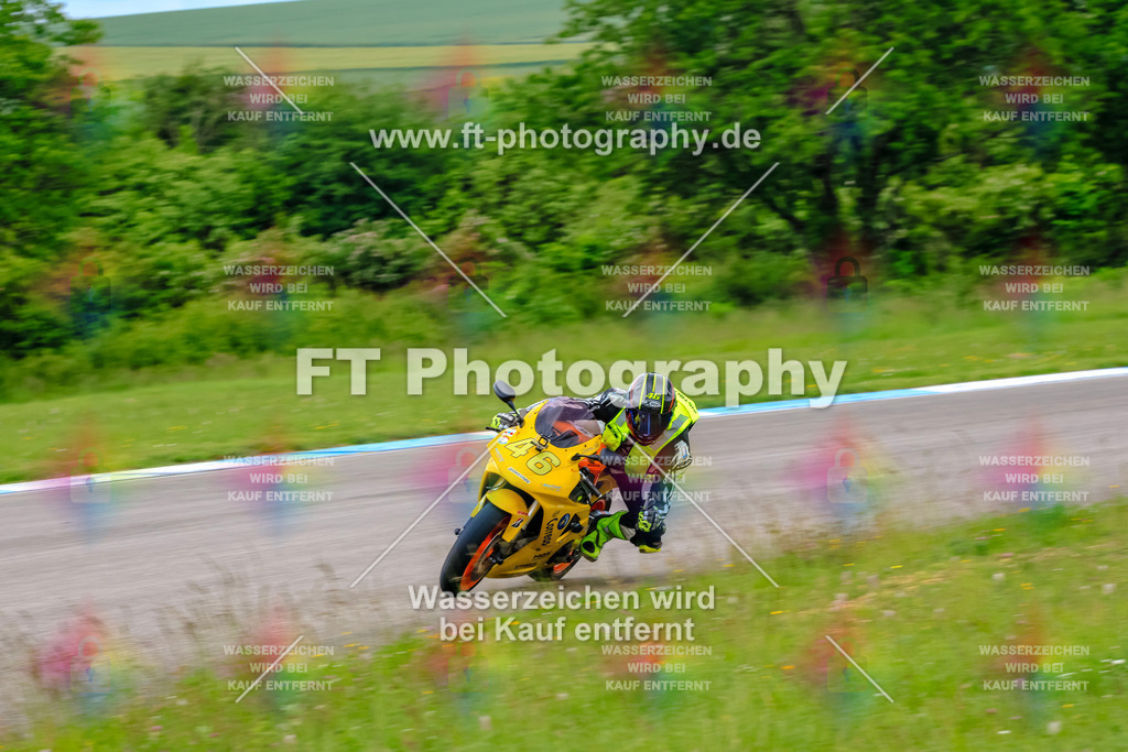 MotoTeam-3279 | Hier findet Ihr Bilder von Touristenfahrten auf der Nürburgring Nordschleife oder von anderen Veranstaltungen die ich besucht habe. Viel Spass beim Durch Schauen 