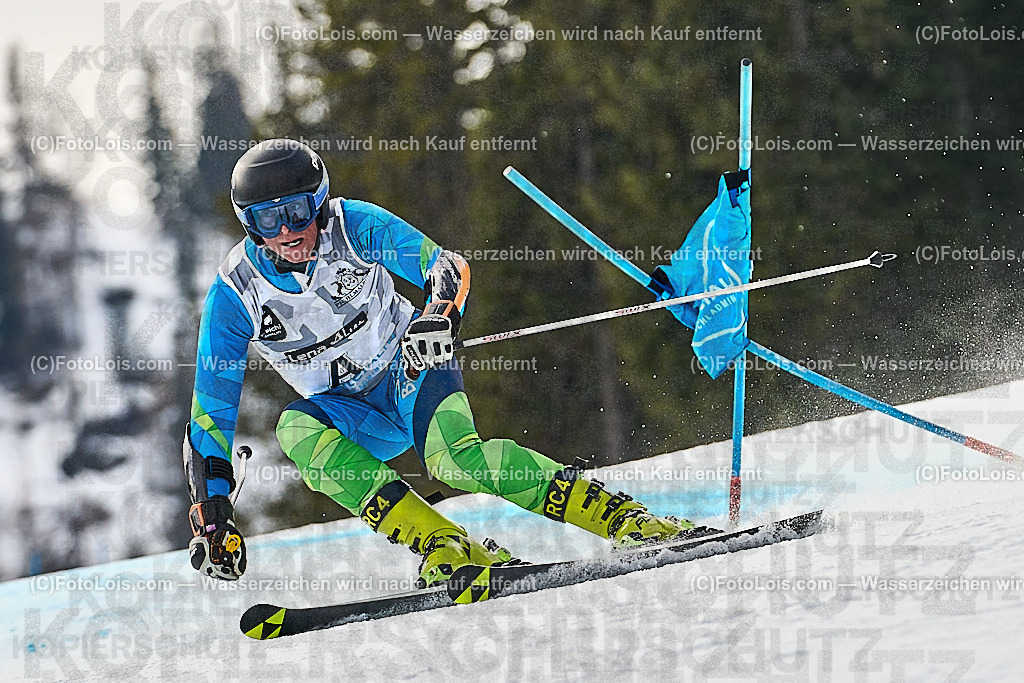 _WWO2972_MASTERS-WM_Reiteralm_CD-SG_Vorlaeufer | FISWORLD CHAMPIONSHIPSMASTERS ALPINE SKIING, 23. – 28. MÄRZ 2026 - REITERALM | STMK | AUT.   Veranstaltet vom Masters-Referat des Deutschen Skiverbandes (DSV). Durchführende Organisation: WSV Pichl-Reiteralm, unterstütutzt von den Bergbahnen REITERALM bei Schladming und SKI AUSTRIA.                            Disziplinen:  Super-G, GiantSlalom, Slalom.                                                 Kategorien:  A (Herrn 30-59 Jahre), B (Herrn ab 60 Jahre), C (Damen 30-59 Jahre), D (Damen ab 60 Jahre).                Rennstrecken:   Gasselhöhe und Muldenliftpiste auf der Reiteralm.